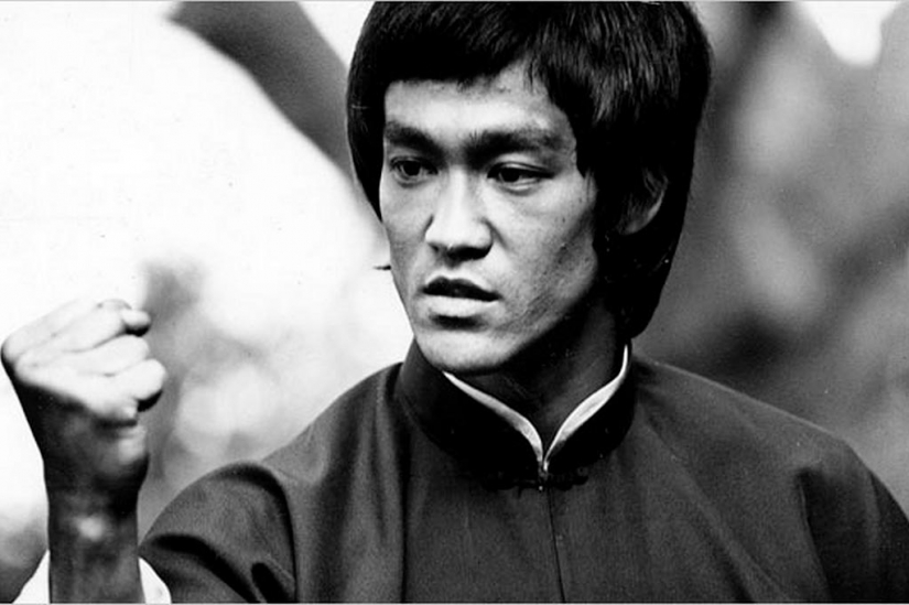 El camino de la auto-mejora: consejos de Bruce Lee El camino de la auto-mejora: consejos de Bruce Lee
