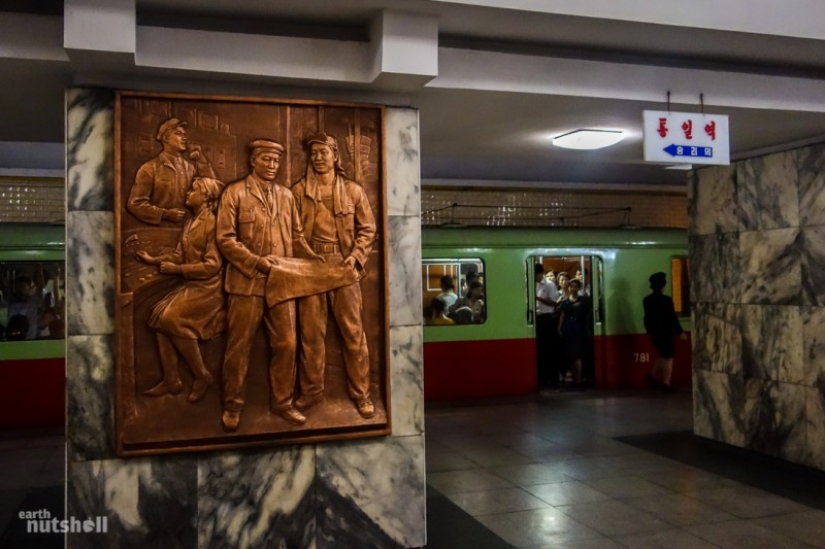 El cerrado de la estación de metro en el mundo: el metro de Pyongyang a través de los ojos de un extranjero El cerrado de la estación de metro en el mundo: el metro de Pyongyang a través de los ojos de un extranjero