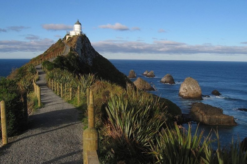 El faro de Nugget point en Nueva Zelanda