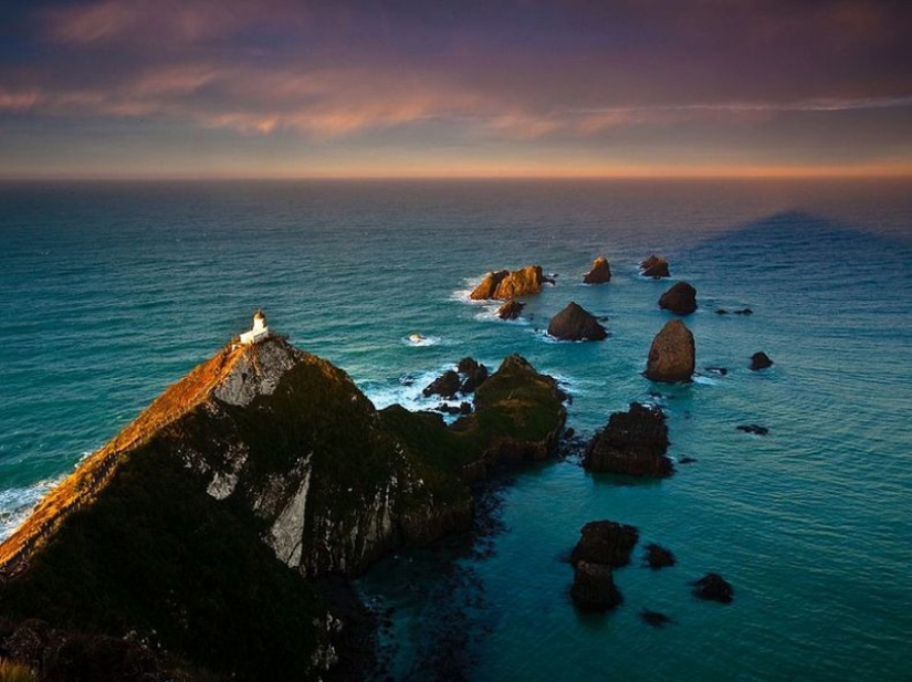 El faro de Nugget point en Nueva Zelanda