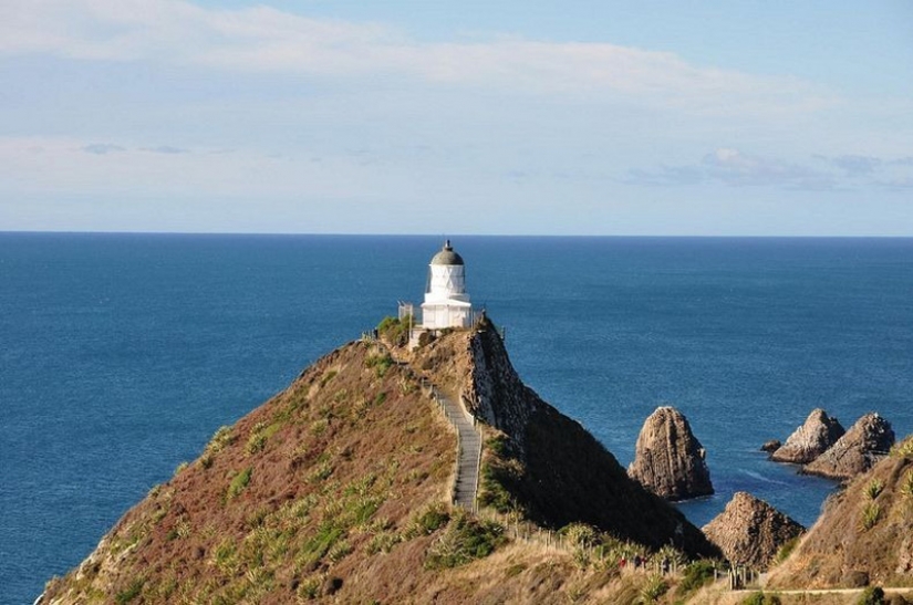 El faro de Nugget point en Nueva Zelanda