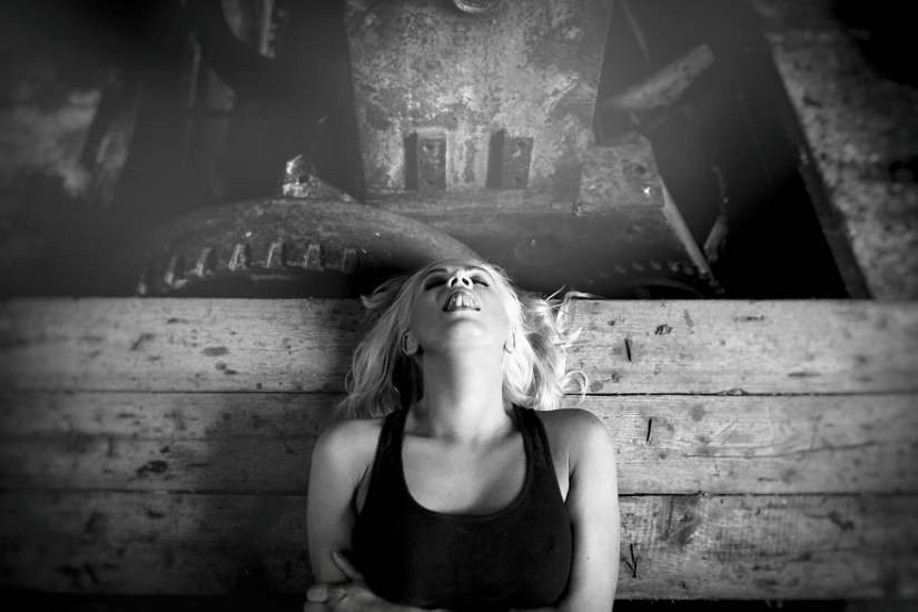 El orgasmo femenino como lo que es: la que se enfrentan las niñas en el pico de placer sexual