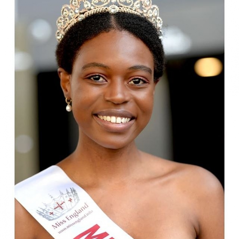 El show debe continuar! El concurso "Miss Inglaterra" se celebró por primera vez en modalidad virtual