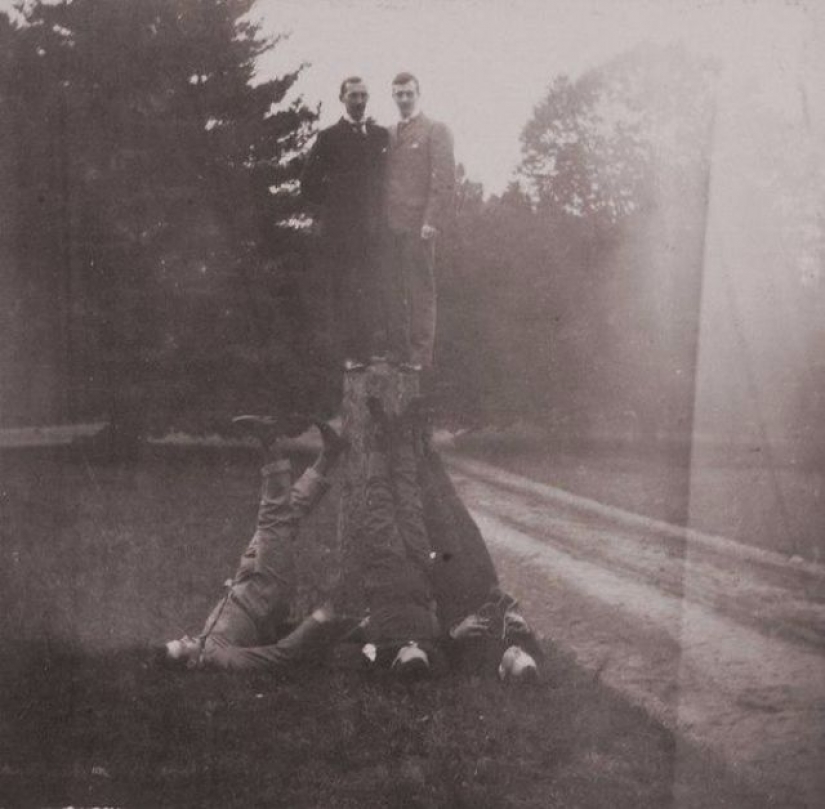 Emperor Nicholas II fooling around with friends on pictures 1899 Emperor Nicholas II fooling around with friends on pictures 1899