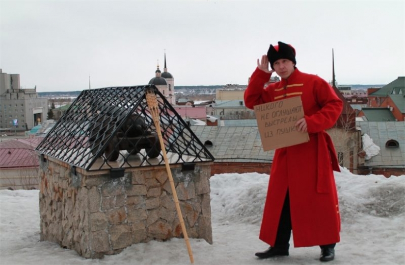Employees of Russian institutions of culture launched the "bored" quarantine flashmob