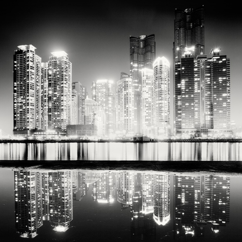 En blanco y negro de la belleza de las grandes ciudades En blanco y negro de la belleza de las grandes ciudades
