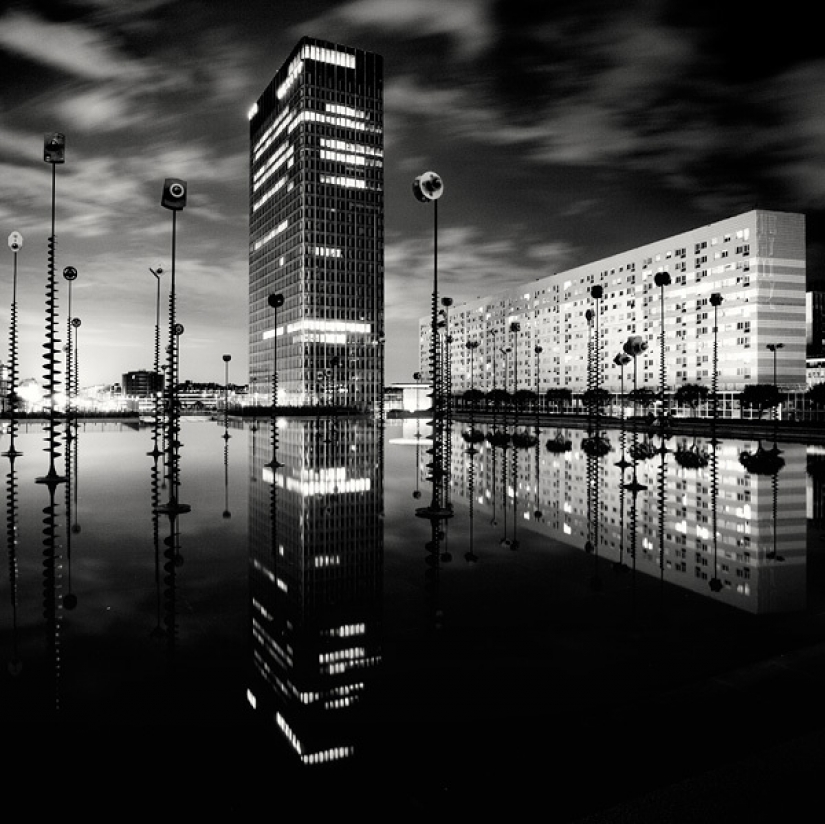 En blanco y negro de la belleza de las grandes ciudades En blanco y negro de la belleza de las grandes ciudades