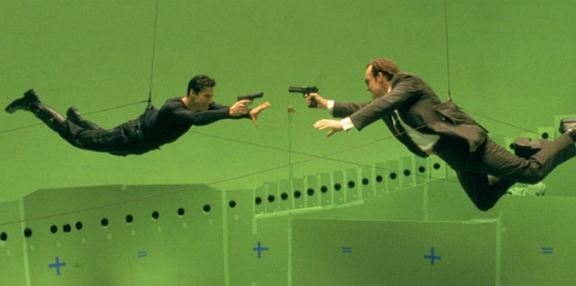 En el conjunto: cómo crear los más increíbles efectos especiales en la película En el conjunto: cómo crear los más increíbles efectos especiales en la película