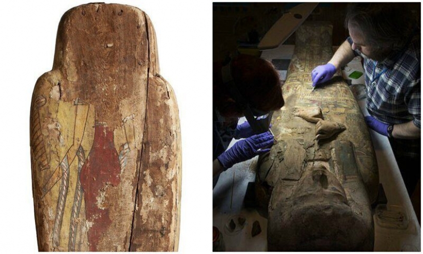En el interior del sarcófago de 3000 años de edad de las momias encontradas en los patrones únicos En el interior del sarcófago de 3000 años de edad de las momias encontradas en los patrones únicos