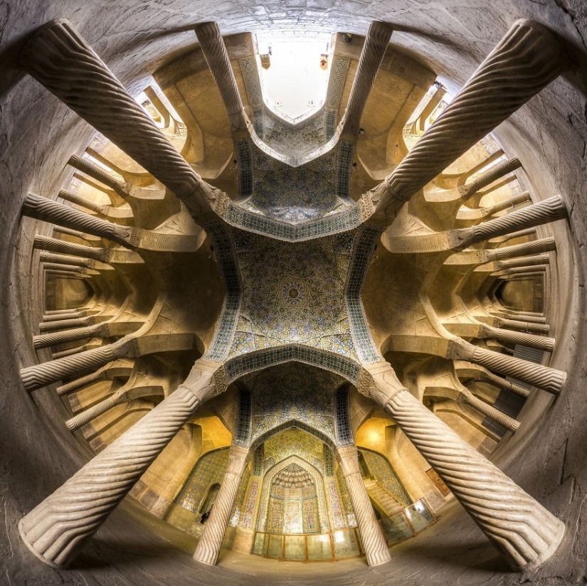 Enchanting and mesmerizing arches of mosques