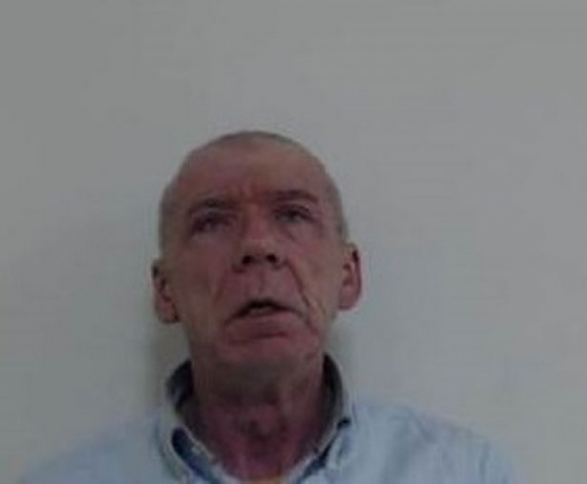 Escupir en la policía a besar enfermeras: ¿qué crímenes fueron arrojados a los Británicos durante la cuarentena