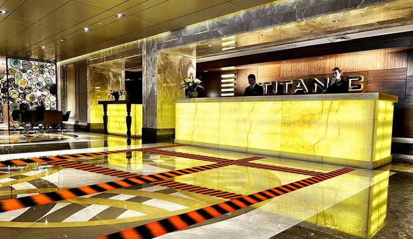 Estancia con complicaciones: las nuevas reglas para los turistas en los hoteles españoles sorprendido e indignado