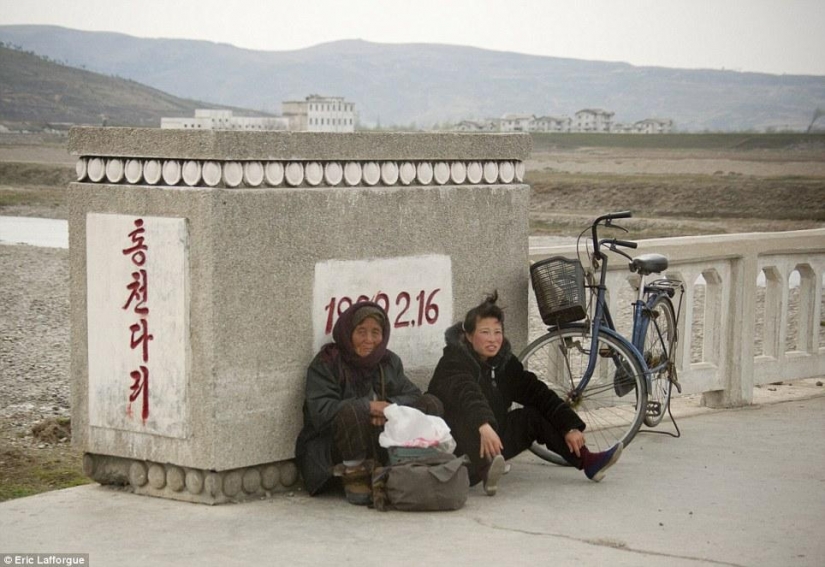 Forbidden photos of North Korea, filmed with a hidden camera Forbidden photos of North Korea, filmed with a hidden camera