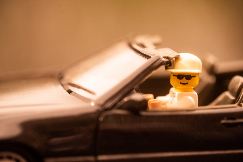 Fotógrafo de bodas en cuarentena hizo una sesión de fotos de figuras de LEGO