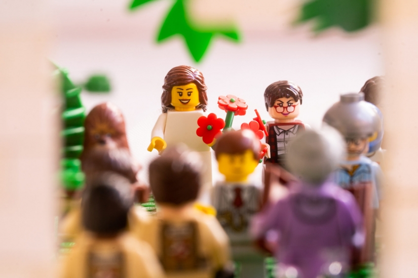 Fotógrafo de bodas en cuarentena hizo una sesión de fotos de figuras de LEGO