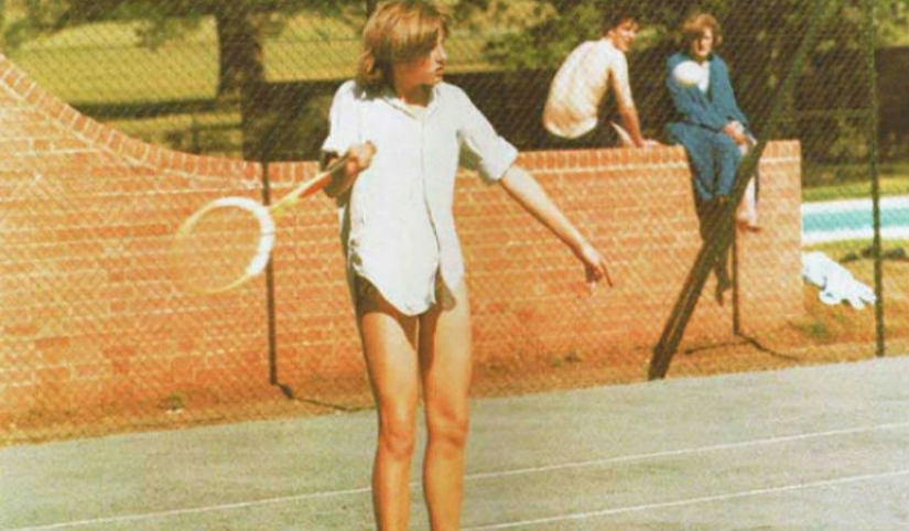 Fotos raras de los famosos, lo que demuestra que son gente común Fotos raras de los famosos, lo que demuestra que son gente común