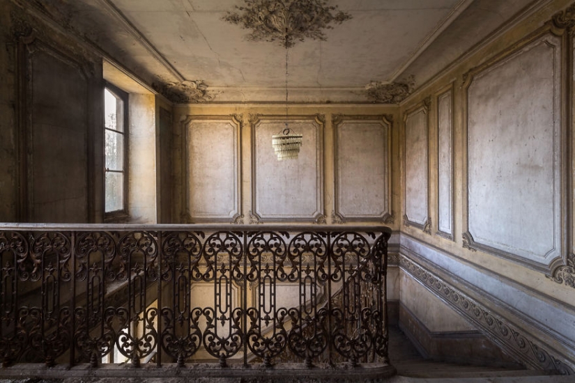 Fragmentos de la vieja Francia: edificios abandonados de increíble belleza Fragmentos de la vieja Francia: edificios abandonados de increíble belleza