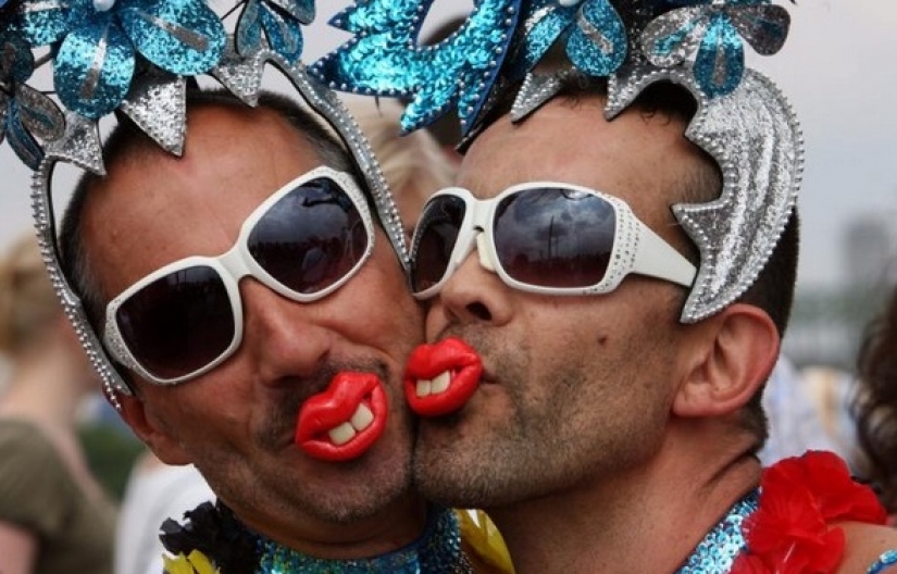 Free pizza and an endless chocolate: fans of a freebie shared on the network your best lifehacks