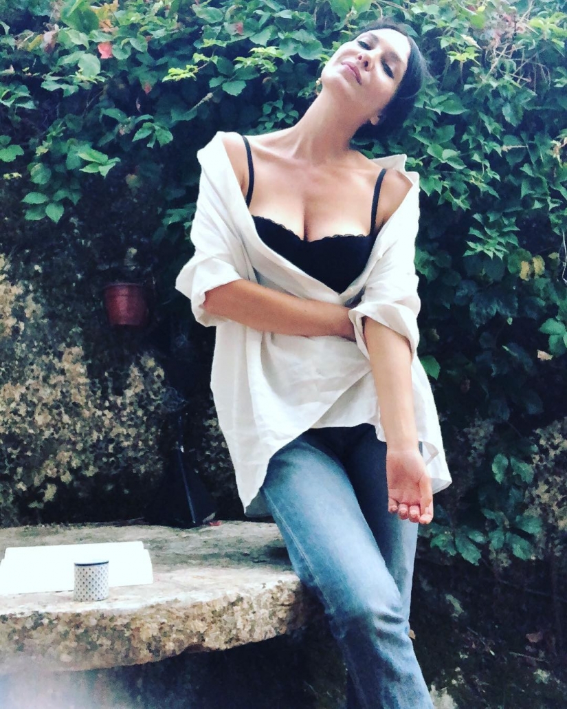 From Kim Kardashian to Paris Hilton: the hottest Babes of the world, met Cristiano Ronaldo From Kim Kardashian to Paris Hilton: the hottest Babes of the world, met Cristiano Ronaldo