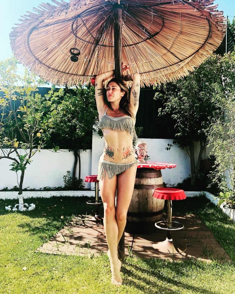 From Kim Kardashian to Paris Hilton: the hottest Babes of the world, met Cristiano Ronaldo From Kim Kardashian to Paris Hilton: the hottest Babes of the world, met Cristiano Ronaldo