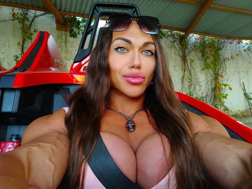 Girlfriend Hulk: colorful Russian athlete Natalia Kuznetsova