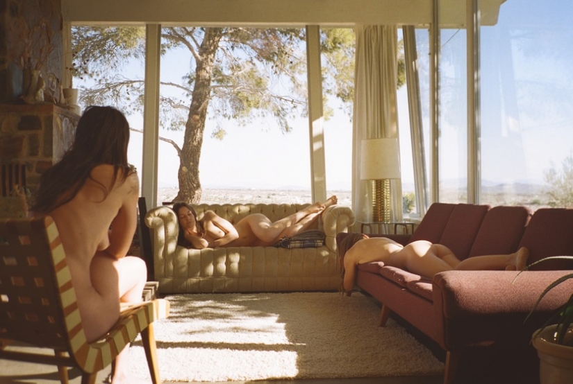 Girls, beaches, Instagram: famed photographer shares the secrets of popularity in social networks Girls, beaches, Instagram: famed photographer shares the secrets of popularity in social networks