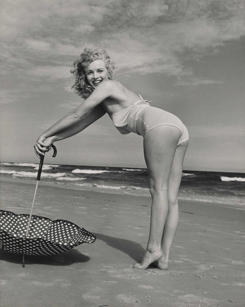 Girls, set the tone in the pinup fashion 1950s