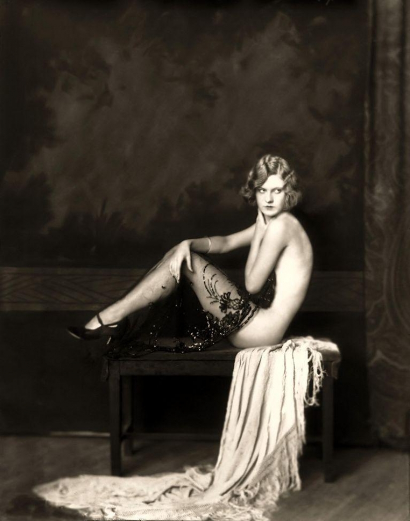 "Girls Zigfeld": the most sexy actress of Broadway 1920-ies "Girls Zigfeld": the most sexy actress of Broadway 1920-ies