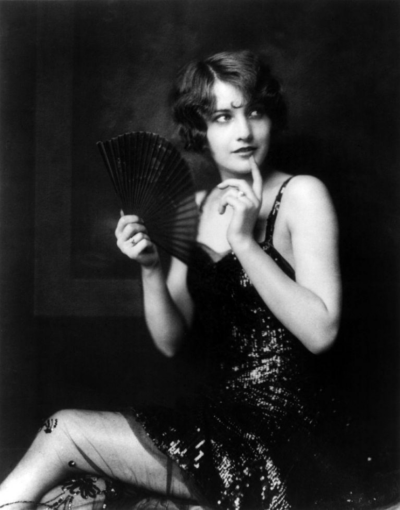 "Girls Zigfeld": the most sexy actress of Broadway 1920-ies "Girls Zigfeld": the most sexy actress of Broadway 1920-ies