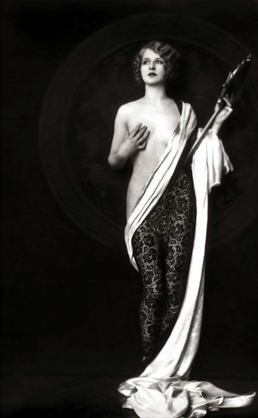 "Girls Zigfeld": the most sexy actress of Broadway 1920-ies "Girls Zigfeld": the most sexy actress of Broadway 1920-ies