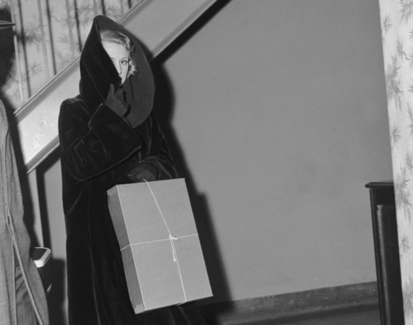 Godmother: 25 rare photos of women in the gangster world Godmother: 25 rare photos of women in the gangster world