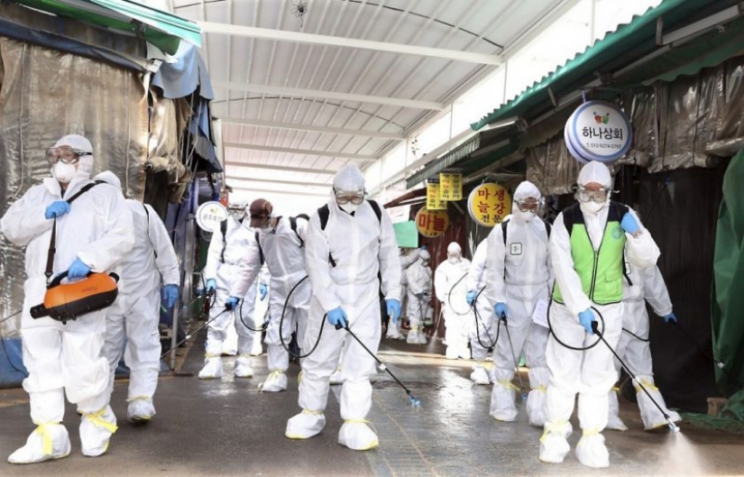 Help hard limitations to deal with coronavirus? The experience of different countries