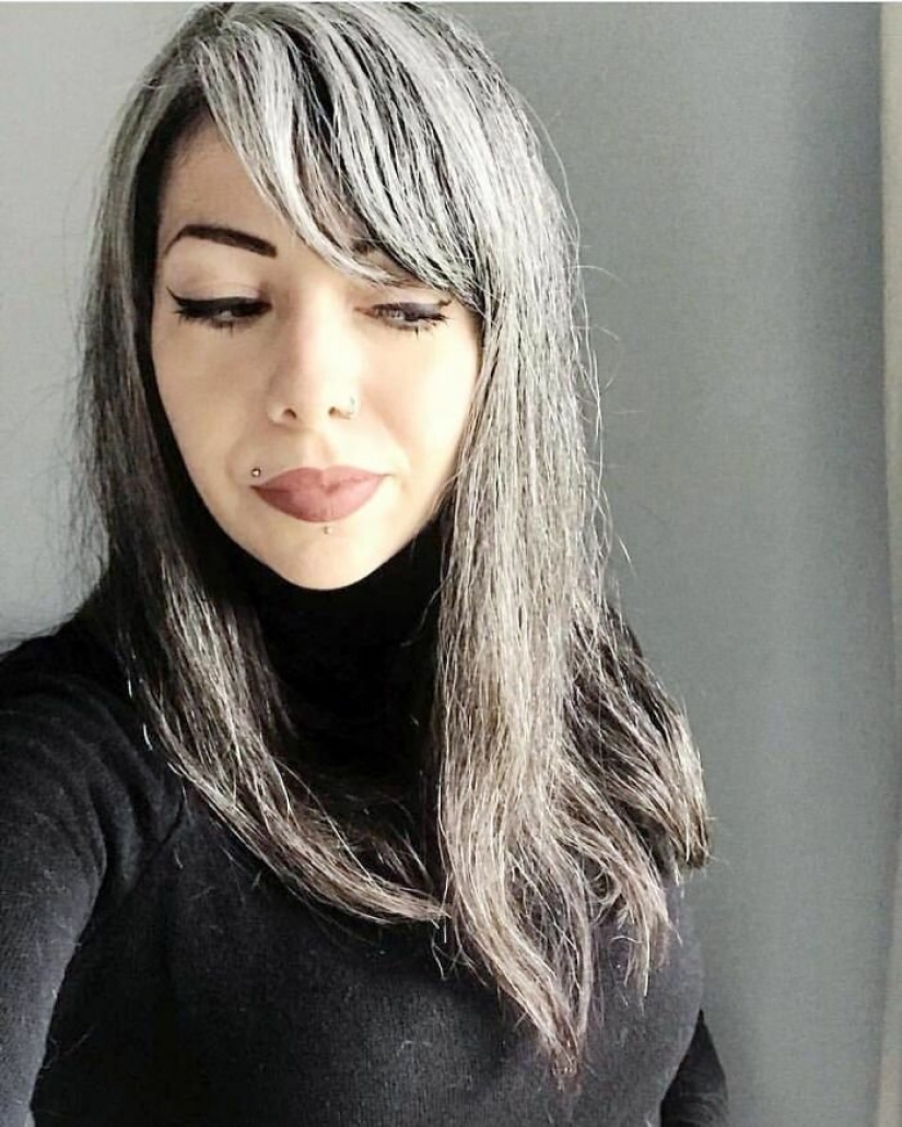 Historias inspiradoras de mujeres que aceptar y amar a su pelo gris Historias inspiradoras de mujeres que aceptar y amar a su pelo gris