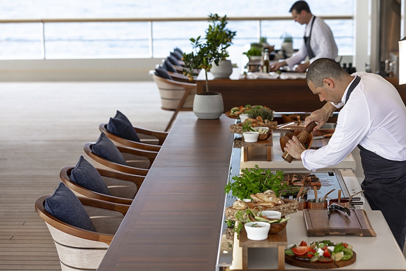 How does the 136-metre Charter yacht Flying Fox