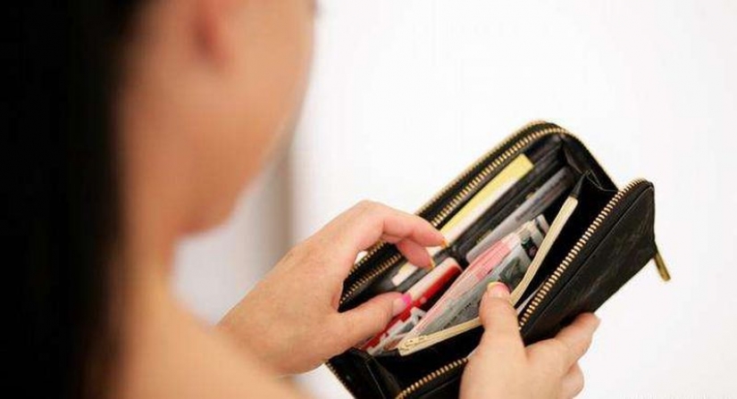 How to operate German pickpockets: 11 receptions on the eve of Christmas and New year How to operate German pickpockets: 11 receptions on the eve of Christmas and New year