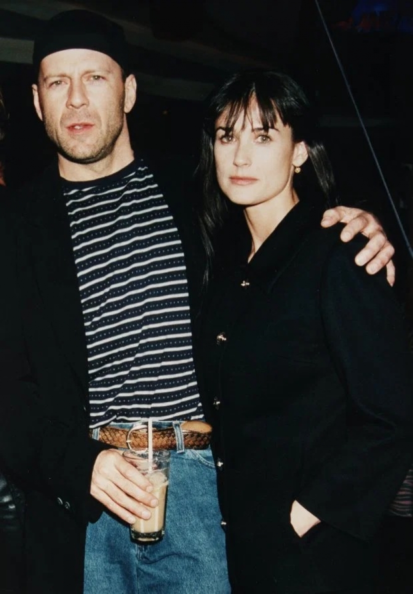I gave birth to you, I'll cut! Bruce Willis shaved his daughter's hair