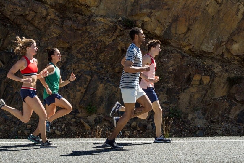 If you have no time, then here are 36 cool ways to burn maximum amount of calories in 1 hour