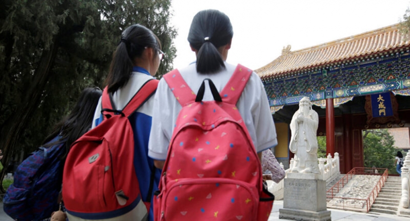 In China, raise the age of consent for sex scandals with minors In China, raise the age of consent for sex scandals with minors