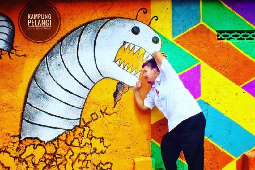 In Indonesia, over 22 thousand dollars has turned the slums into the rainbow area