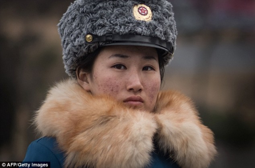 In the North Korean traffic police choose only pretty girls In the North Korean traffic police choose only pretty girls