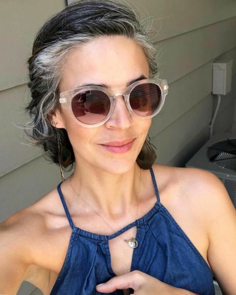 Inspirational stories of women who accept and love your gray hair Inspirational stories of women who accept and love your gray hair