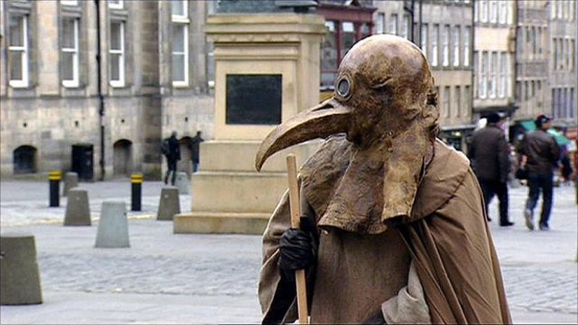 Instrumentos médicos de los últimos — los instrumentos de la tortura o de lifeline Instrumentos médicos de los últimos — los instrumentos de la tortura o de lifeline