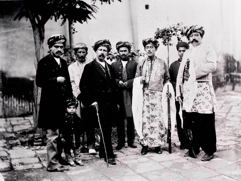 Irán en 1901 en la lente de Anton Bastante