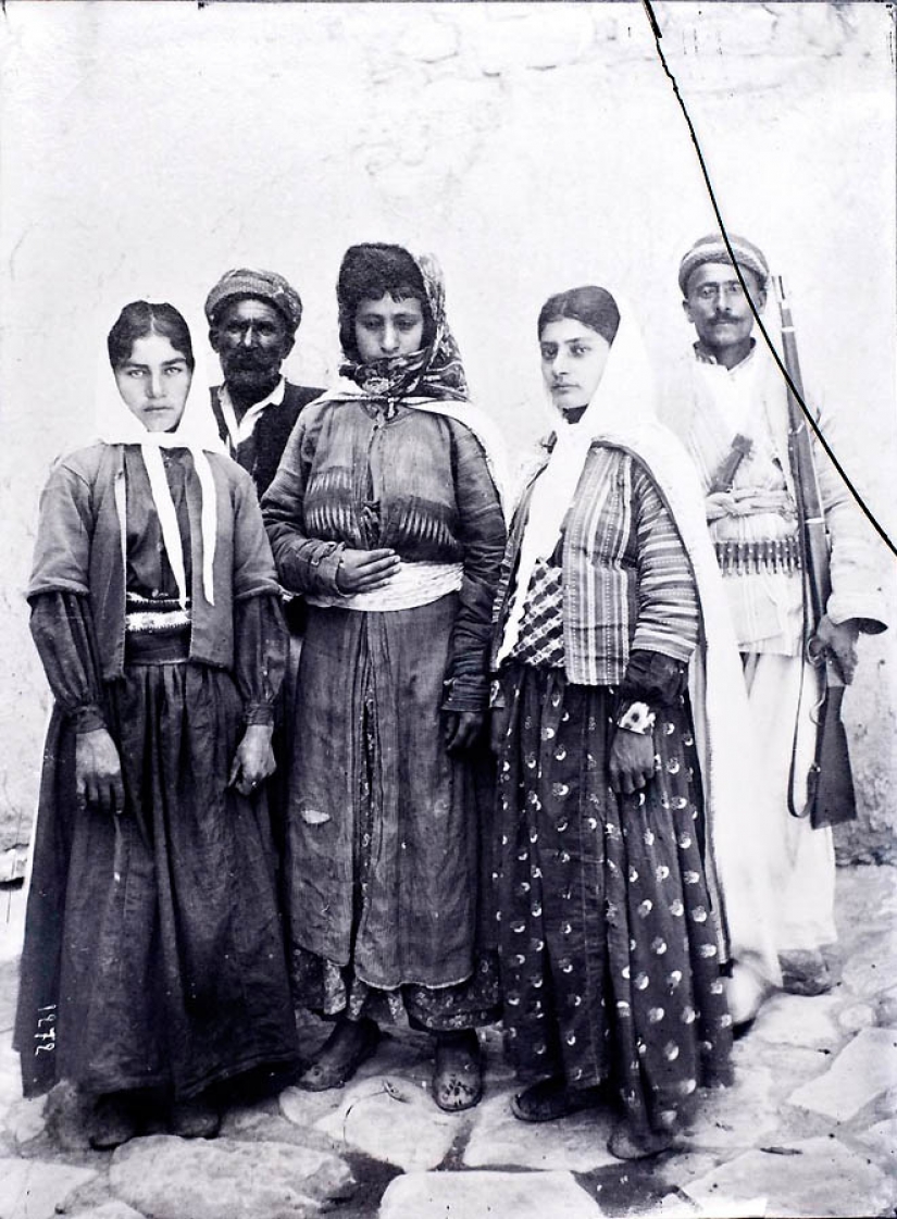 Irán en 1901 en la lente de Anton Bastante