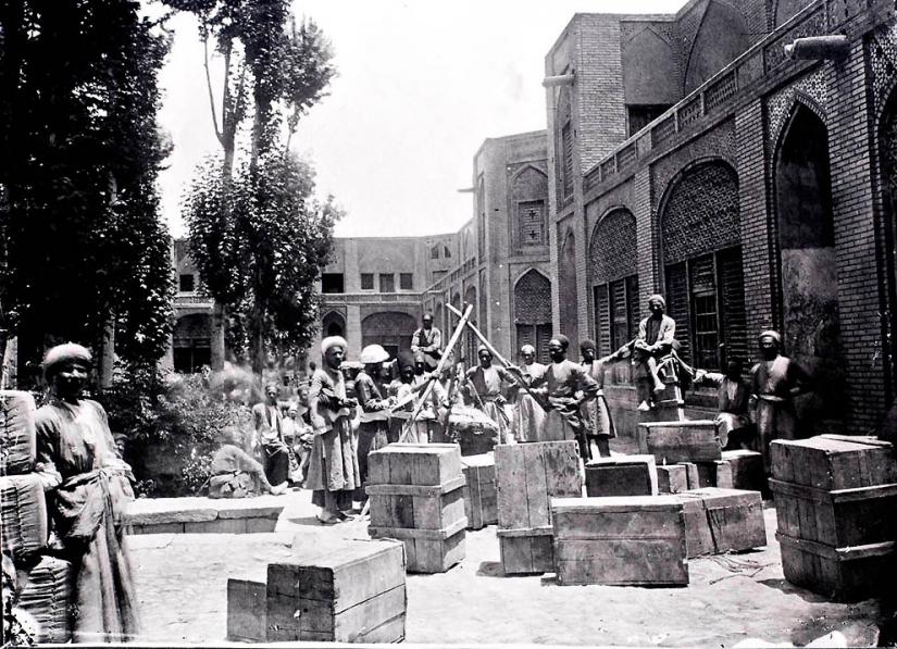 Irán en 1901 en la lente de Anton Bastante