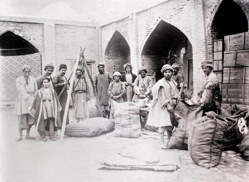 Irán en 1901 en la lente de Anton Bastante