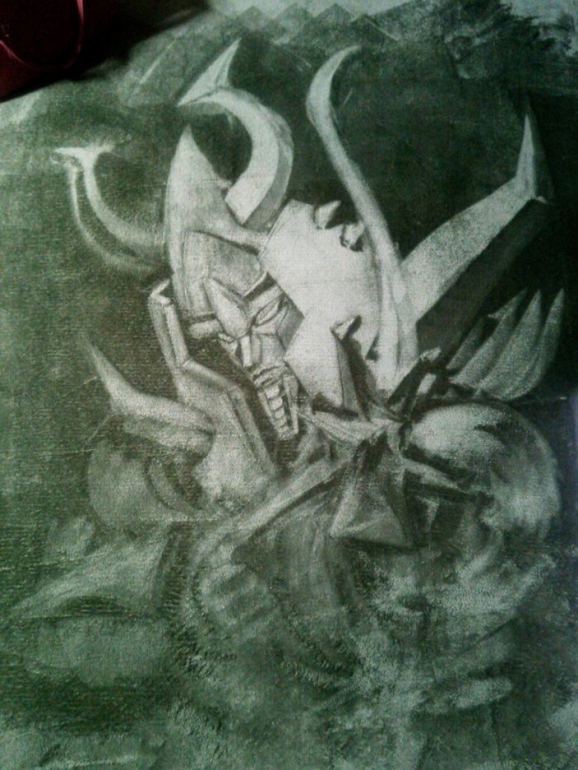 Japanese woman interested to vacuum just so, and she draws on the carpets of the picture Japanese woman interested to vacuum just so, and she draws on the carpets of the picture