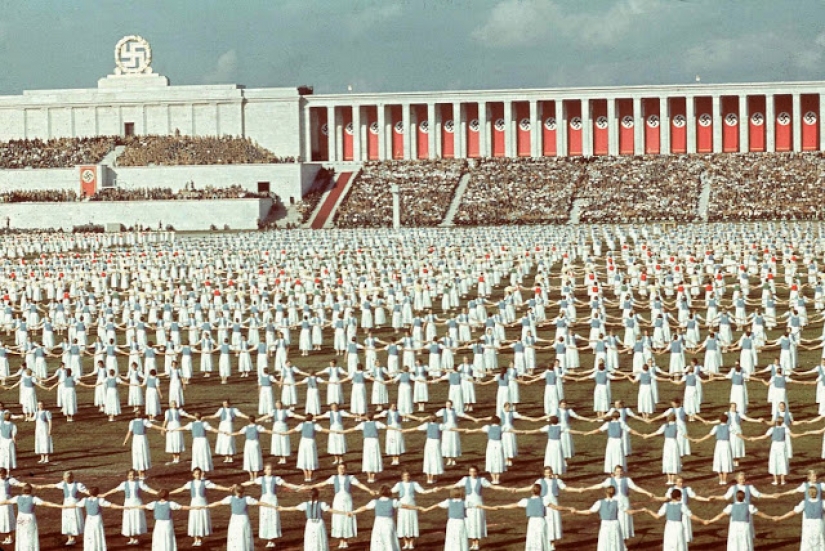 La Alemania Nazi fotos a color por Hugo Jaeger, el fotógrafo personal de Hitler