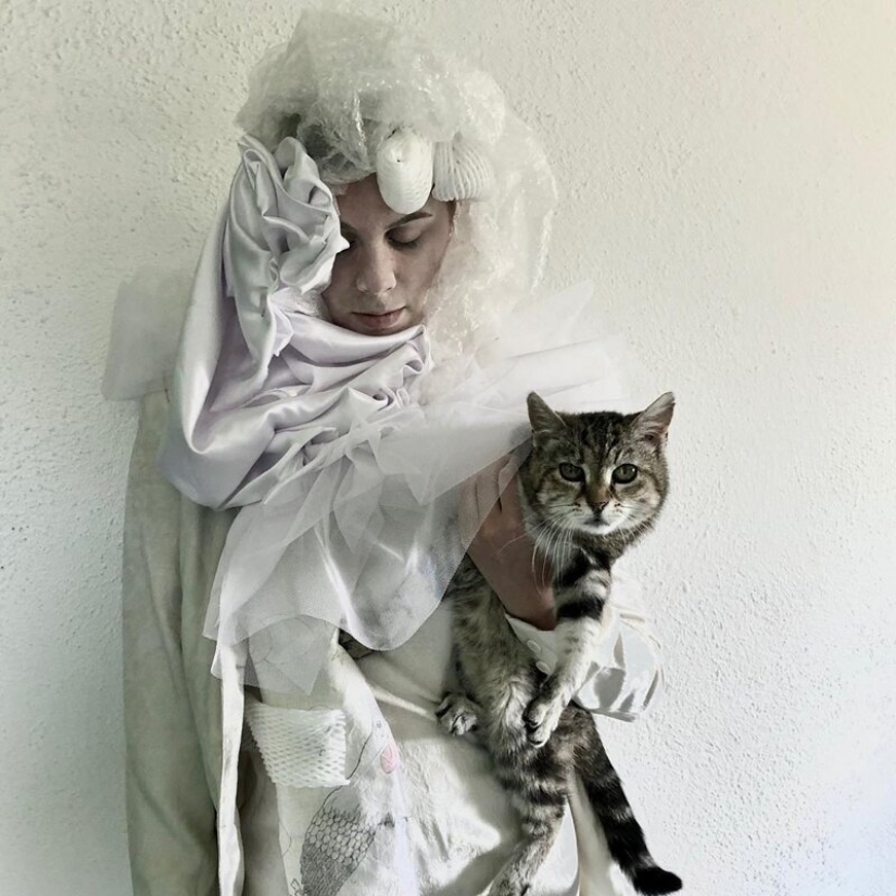 La cuarentena de estilo: la moda de las imágenes a partir de materiales de desecho