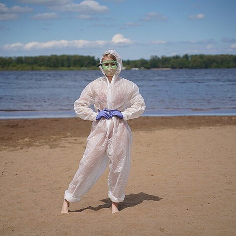 La enfermera en traje de baño de Tula, continúa para volverte loco todo el mundo